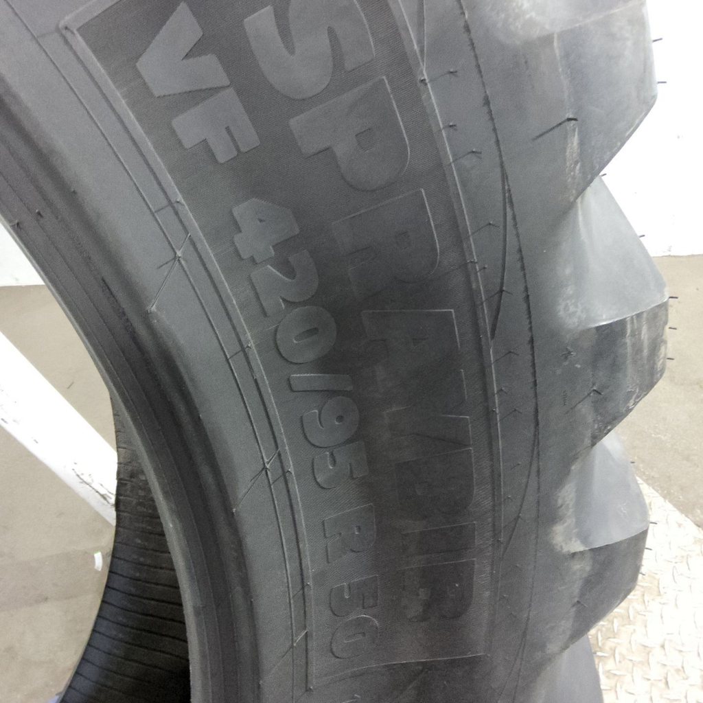 VF420/95R50 Michelin Spraybib R-1S 177D 99%
