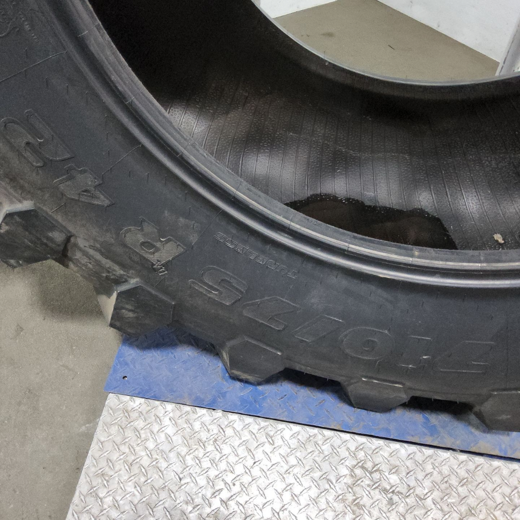 710/75R42 Trelleborg TM900 High Power R-1W 175D 99%