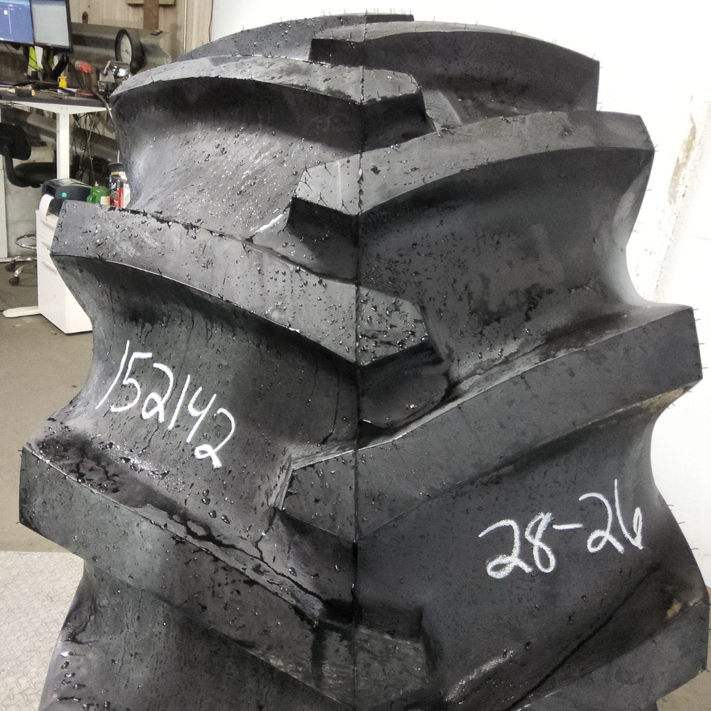28L-26 Firestone Forestry Special With CRC LS-2 H (16 Ply), 99%