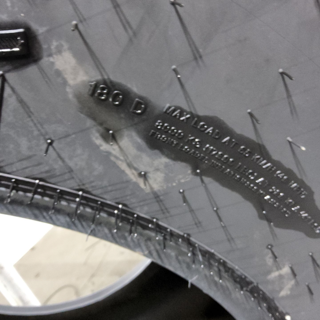 LSW750/60R30 Goodyear Farm Optitrac R-1W 180D 99%