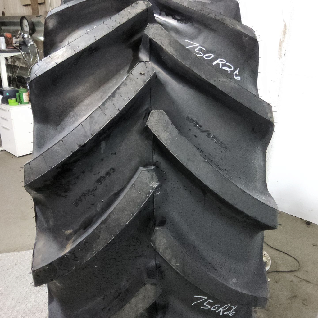 750/65R26 Goodyear Farm Optitrac R-1W 166D 99%