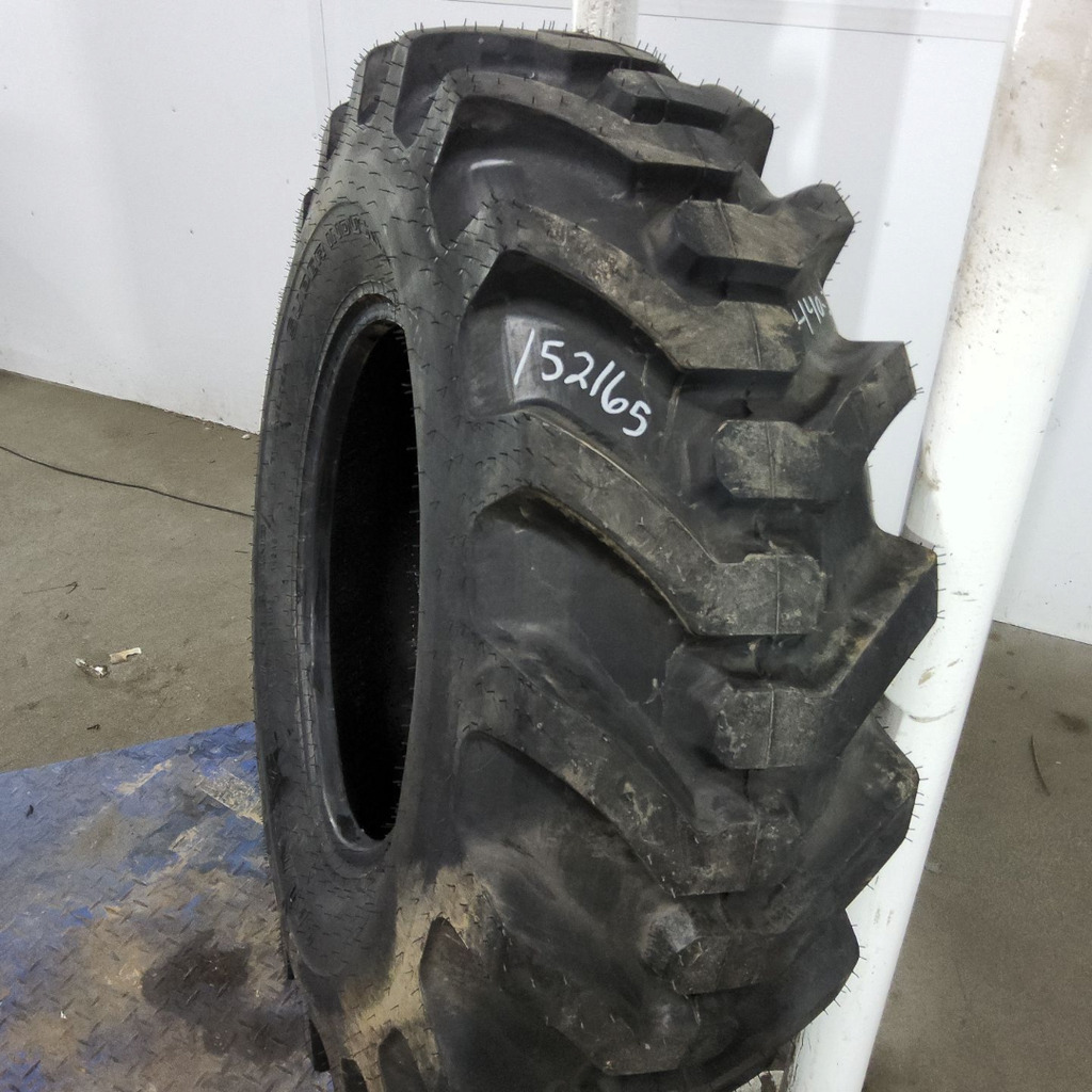 440/80-24 Galaxy Super Industrial Lug R-4 142A8 99%