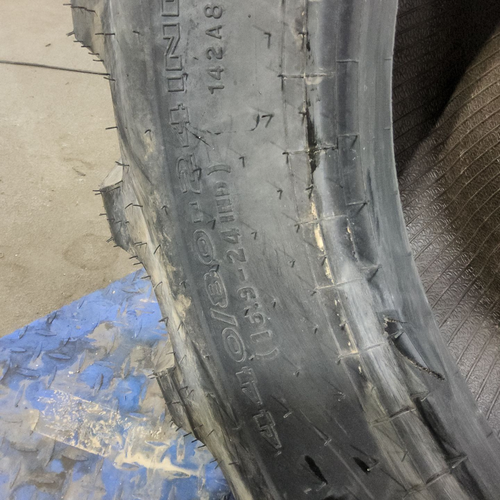 440/80-24 Galaxy Super Industrial Lug R-4 142A8 99%