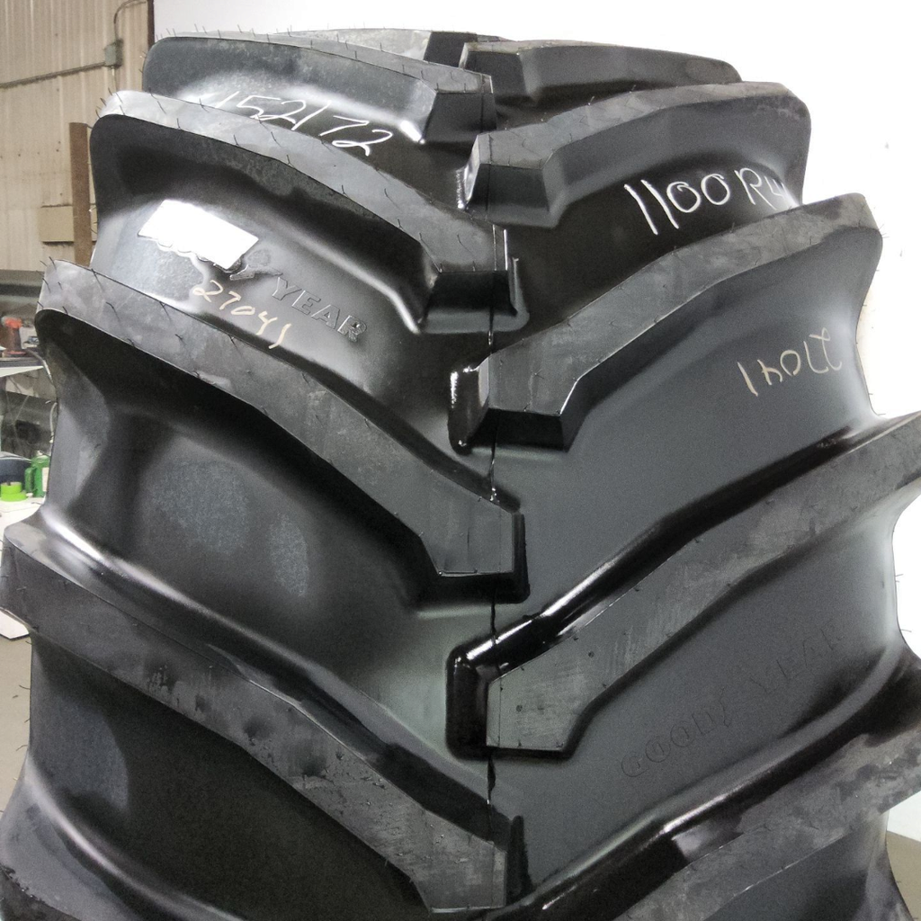 LSW1100/45R46 Goodyear Farm DT930 R-1W 195D 99%