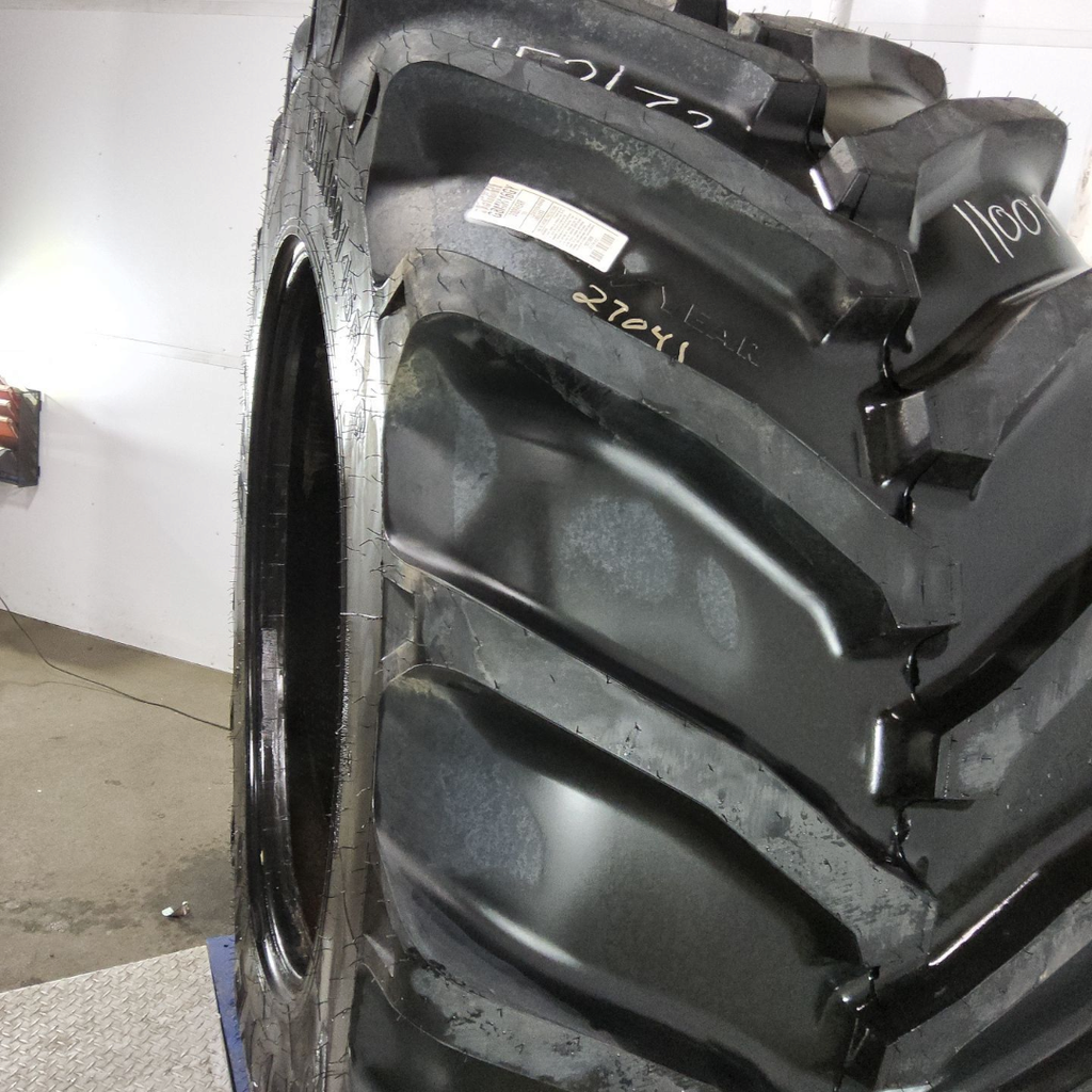 LSW1100/45R46 Goodyear Farm DT930 R-1W 195D 99%