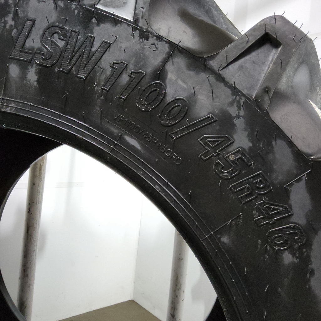 LSW1100/45R46 Goodyear Farm DT930 R-1W 195D 99%