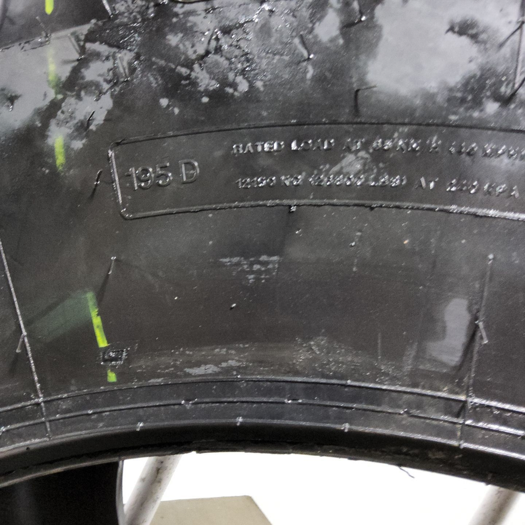 LSW1100/45R46 Goodyear Farm DT930 R-1W 195D 99%