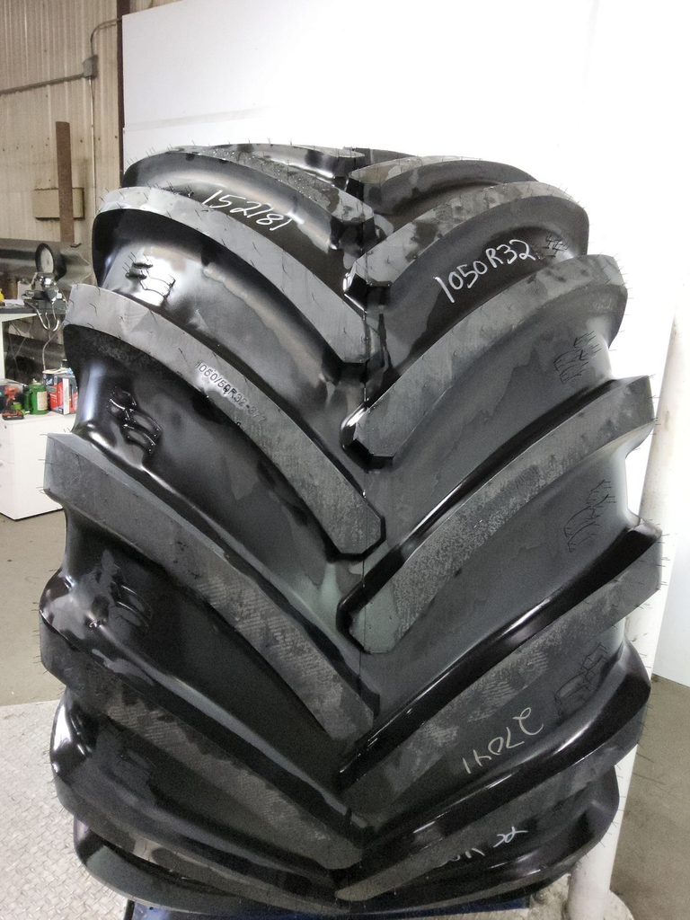 VF1050/50R32 Alliance 377 Agriflex+ R-1 198D 99%