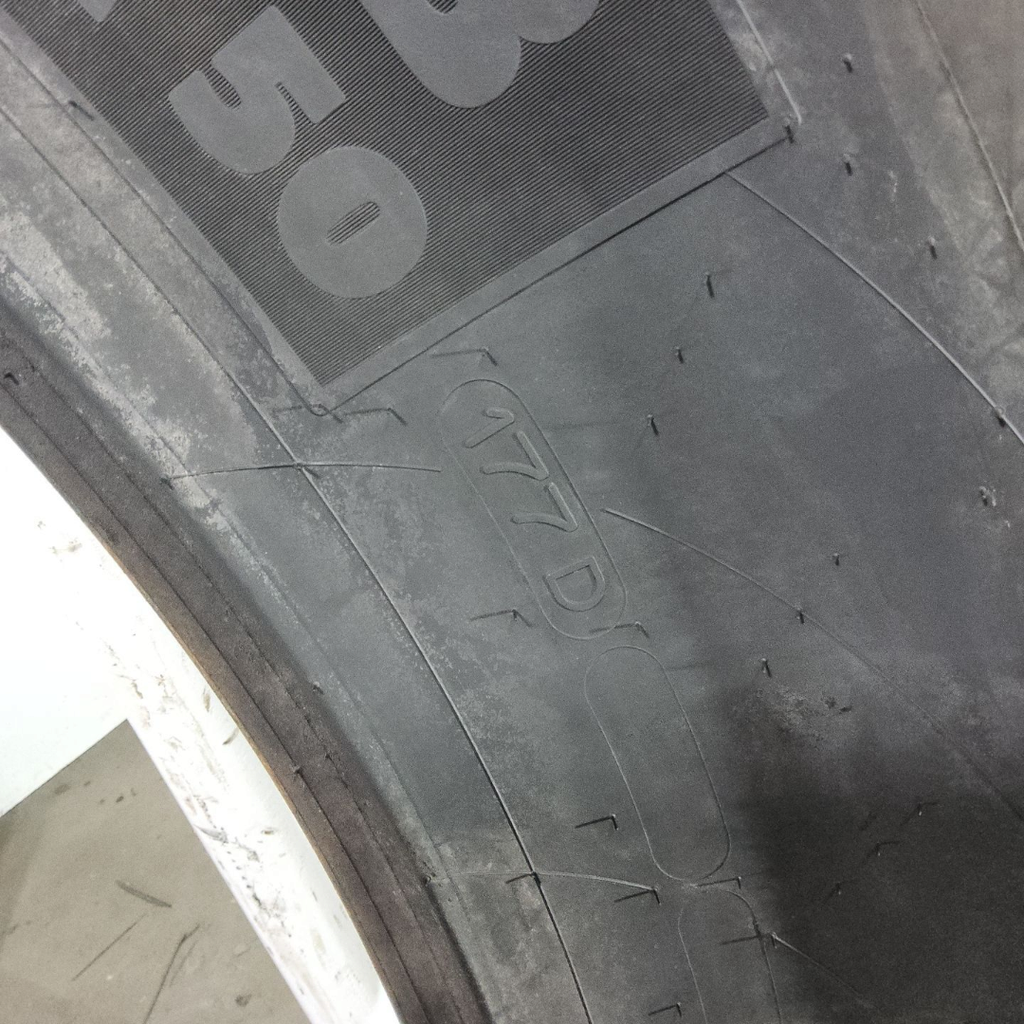 VF420/95R50 Michelin Spraybib R-1S 177D 99%
