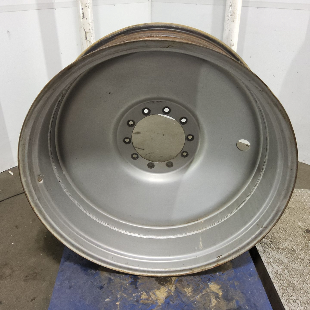 16"W x 42"D, Case IH Silver Mist 10-Hole Formed Plate