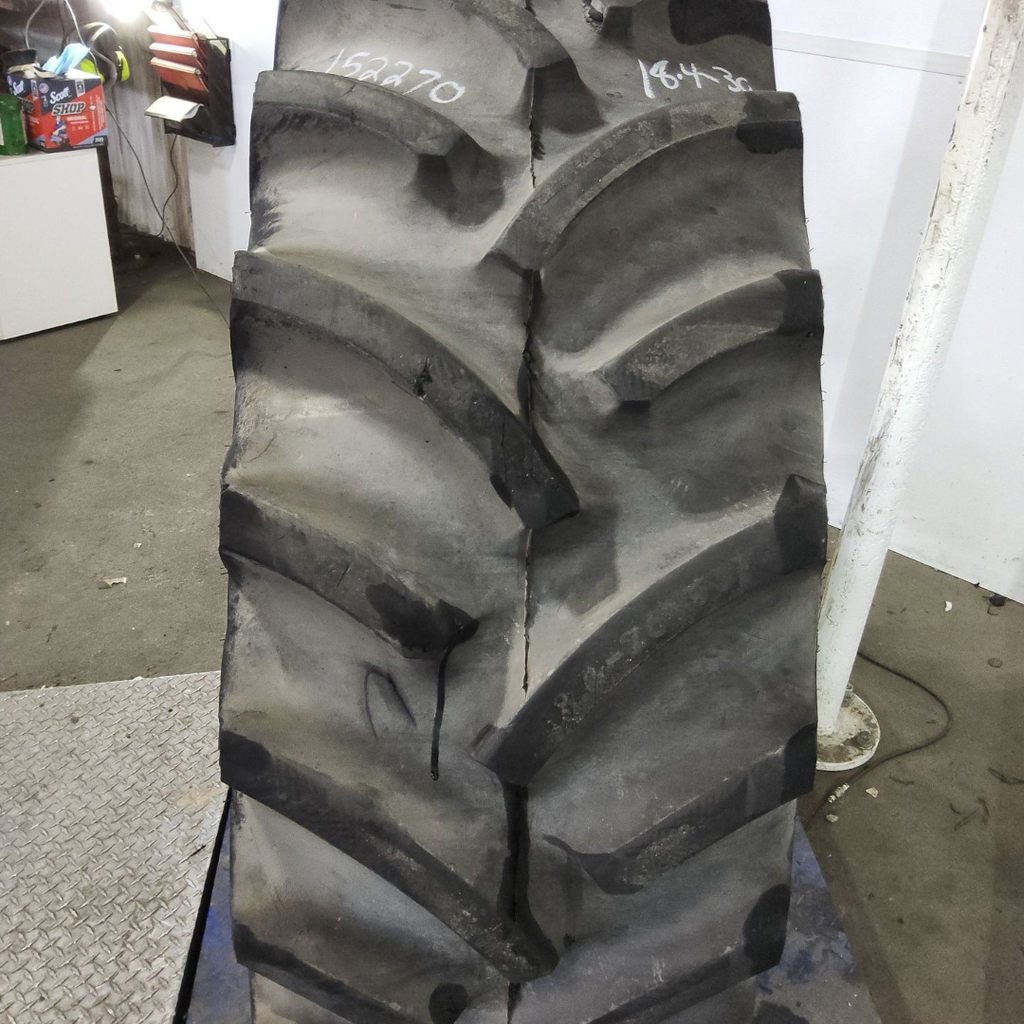 18.4-26 Titan Farm Hi Traction Lug R-1 C (6 Ply), 90%