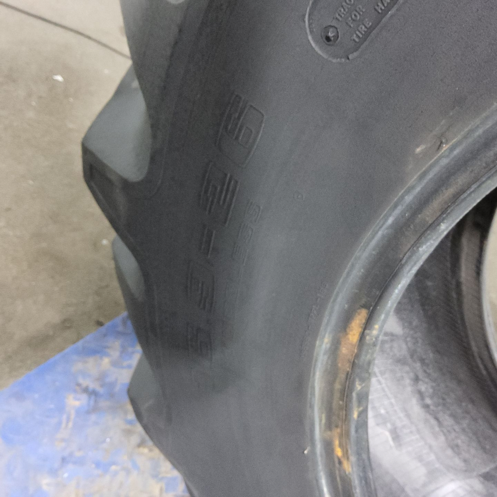 16.9-26 Goodyear Farm Dyna Torque II R-1 E (10 Ply), 99%