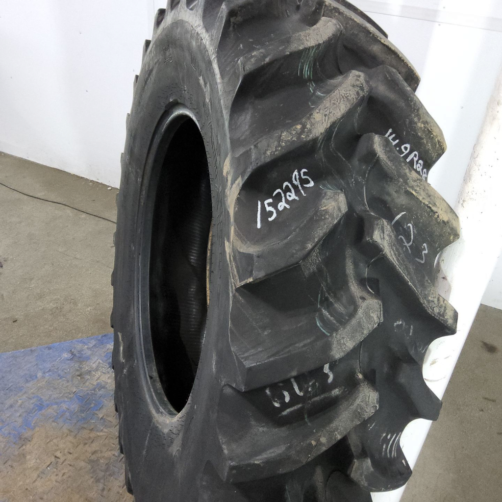 380/85R28 Goodyear Farm Dyna Torque Radial R-1 E (10 Ply), 133B 90%