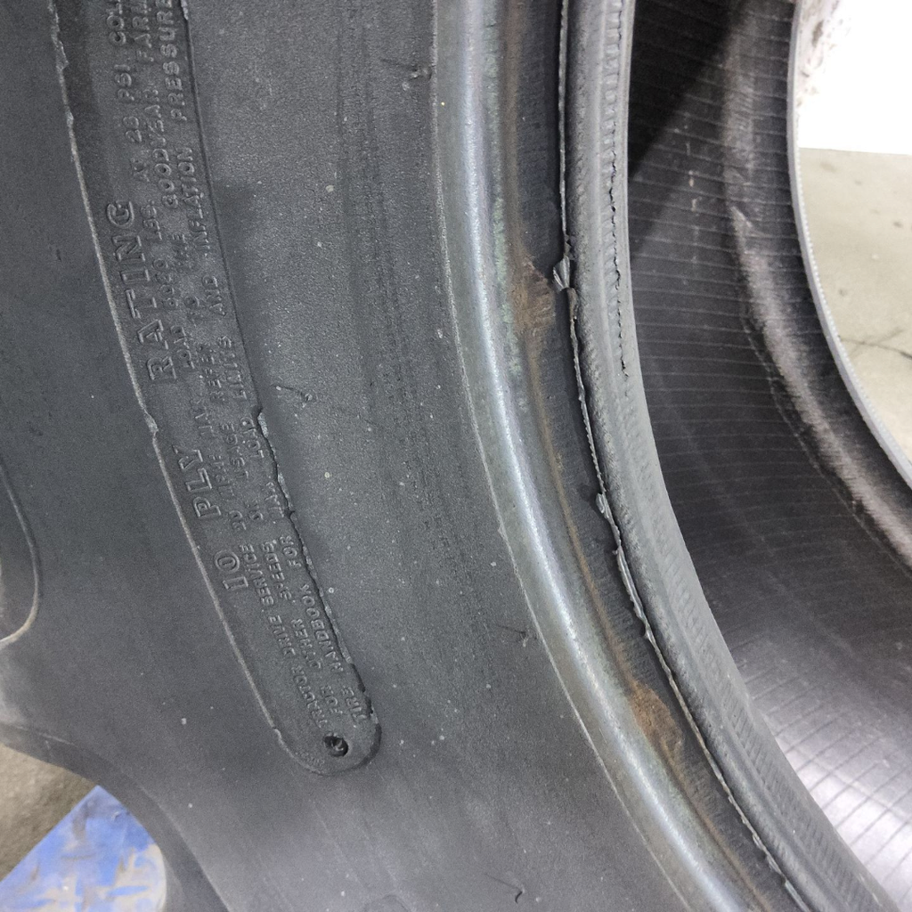 16.9-26 Goodyear Farm Dyna Torque II R-1 E (10 Ply), 95%