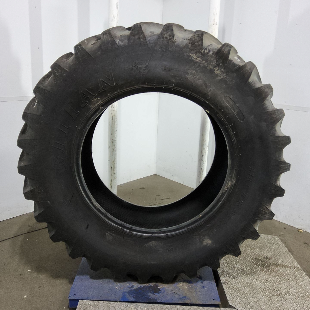 20.8-38 Titan Farm Hi Traction Lug R-1 D (8 Ply), 80%