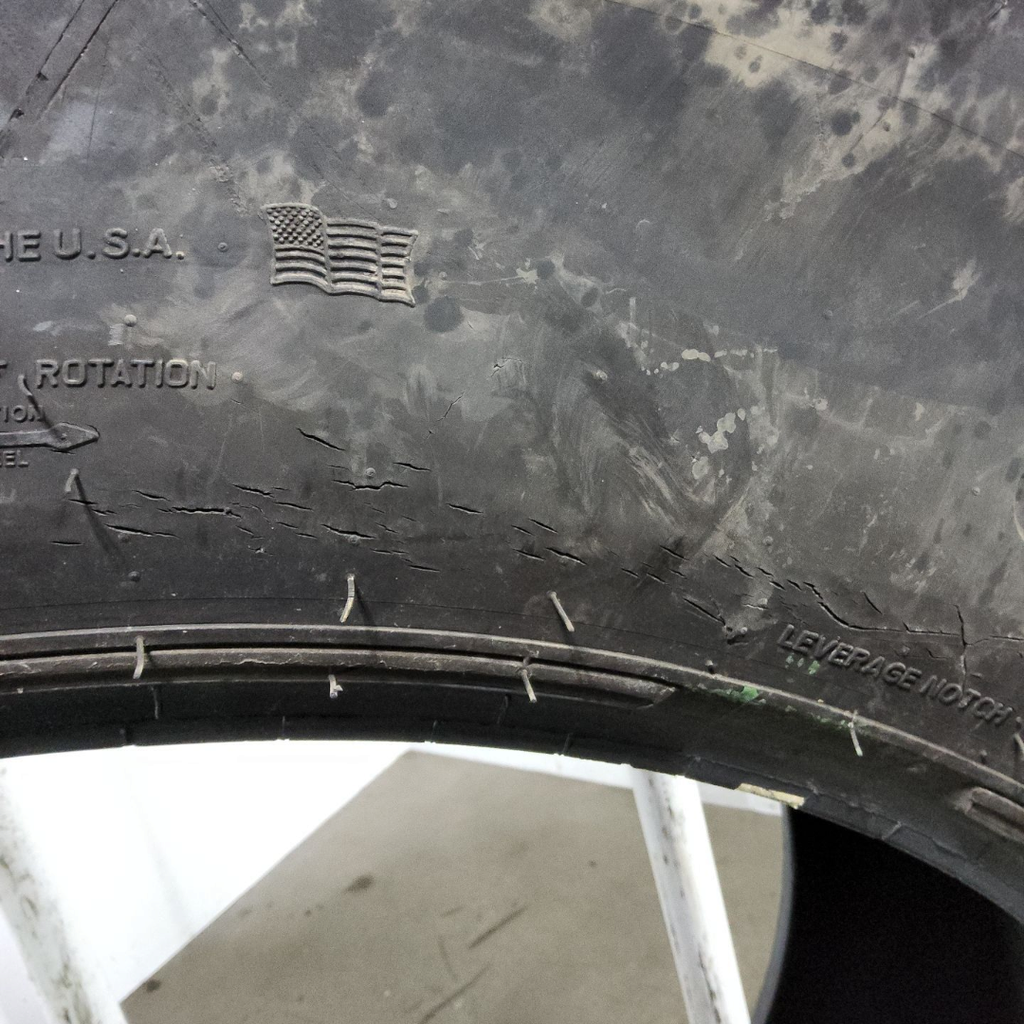 20.8-38 Titan Farm Hi Traction Lug R-1 D (8 Ply), 80%