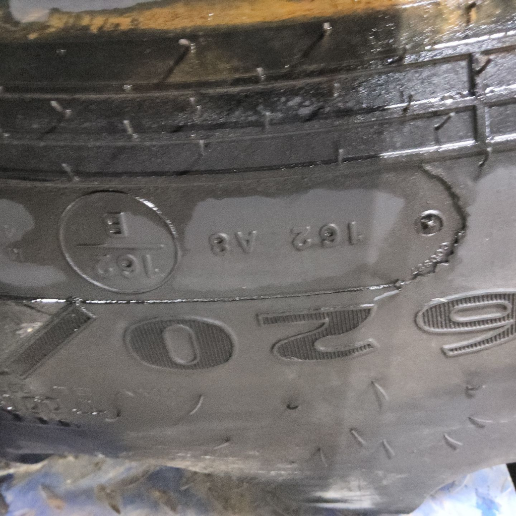 620/70R46 Goodyear Farm DT820 Super Traction R-1W 162A8 90%