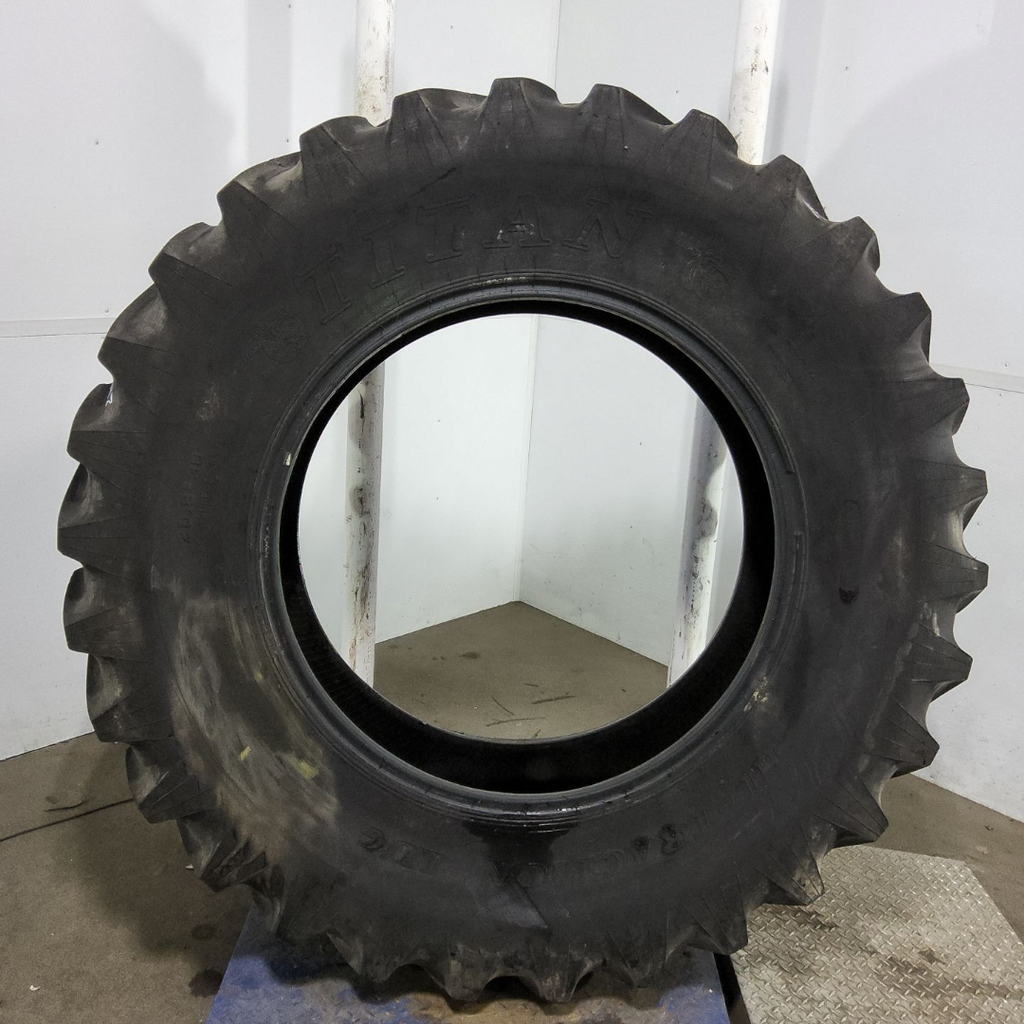 20.8-38 Titan Farm Hi Traction Lug R-1 D (8 Ply), 80%