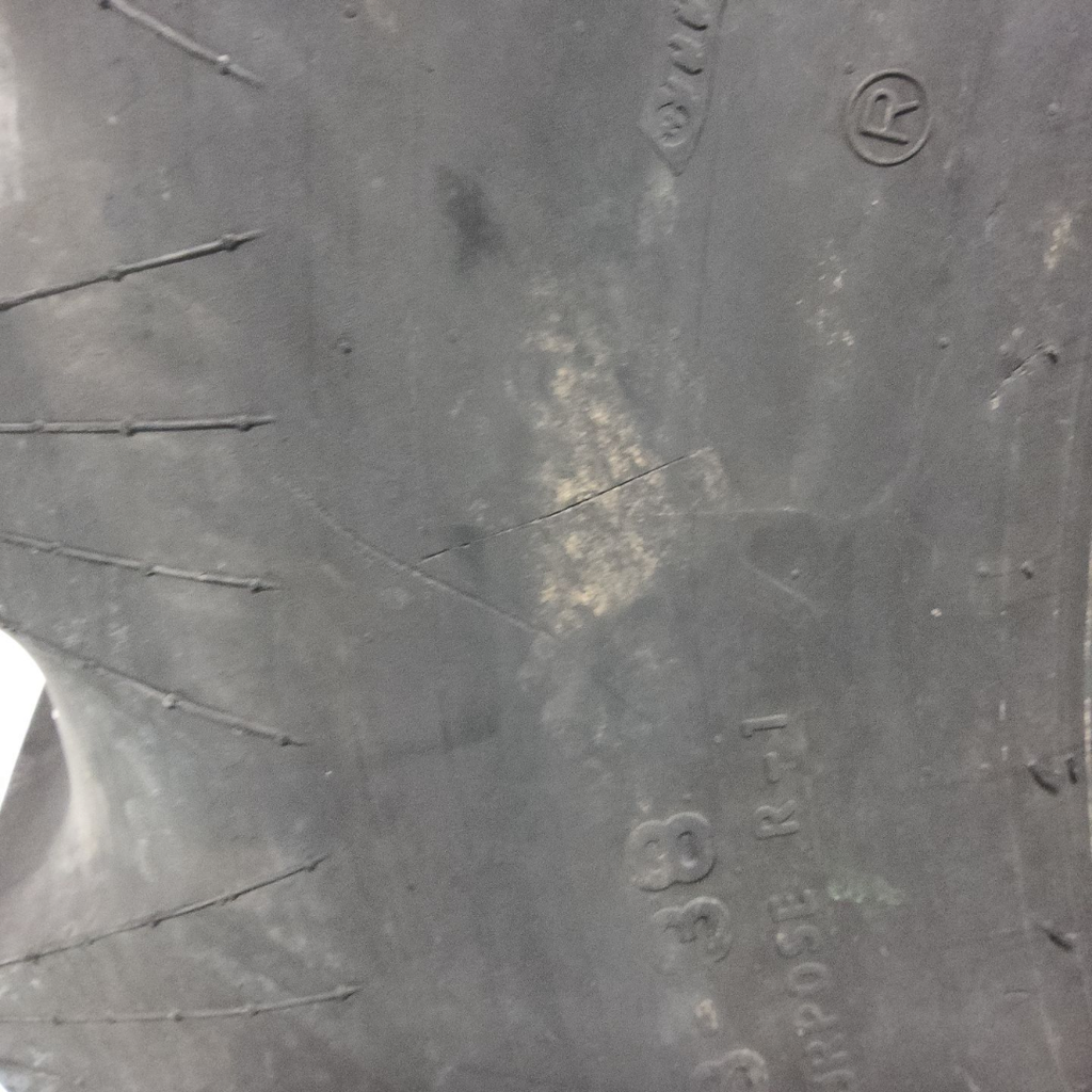 20.8-38 Titan Farm Hi Traction Lug R-1 D (8 Ply), 80%
