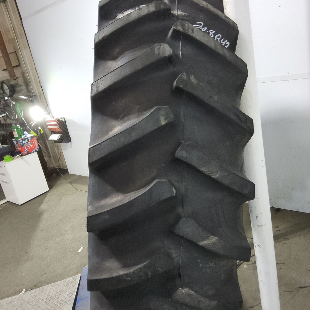 20.8R42 Firestone Radial All Traction 23 R-1 157A8 95%