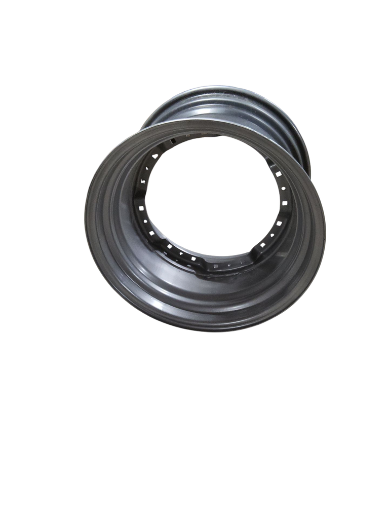20"W x 30"D, Case IH Silver Mist 8-Hole Waffle Wheel (Groups of 2 Bolts)
