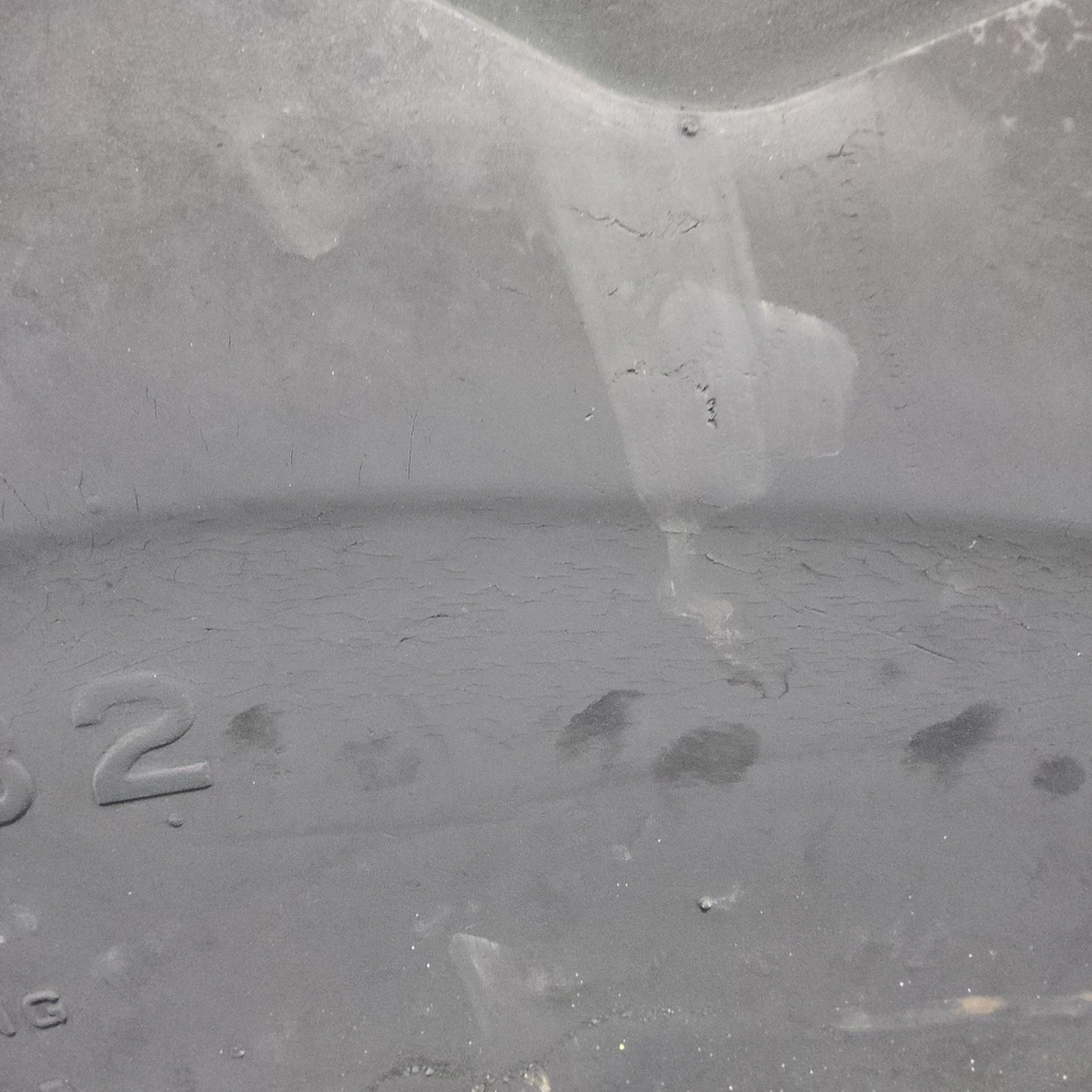 30.5L-32 Firestone Champion Spade Grip R-2 F (12 Ply), 80%