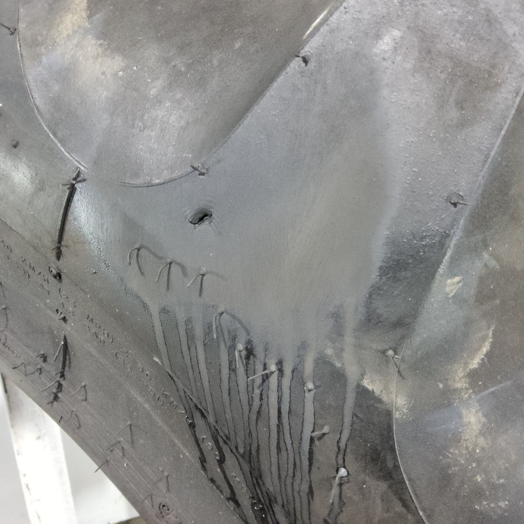 18.4R42 Goodyear Farm Super Traction Radial R-1W 148B 99%