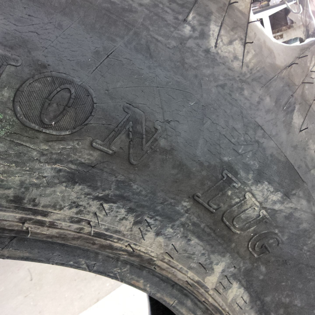 20.8-38 Titan Farm Hi Traction Lug R-1 D (8 Ply), 75%