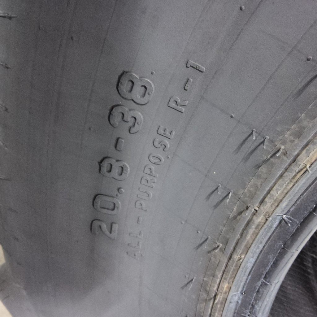 20.8-38 Titan Farm Hi Traction Lug R-1 D (8 Ply), 75%