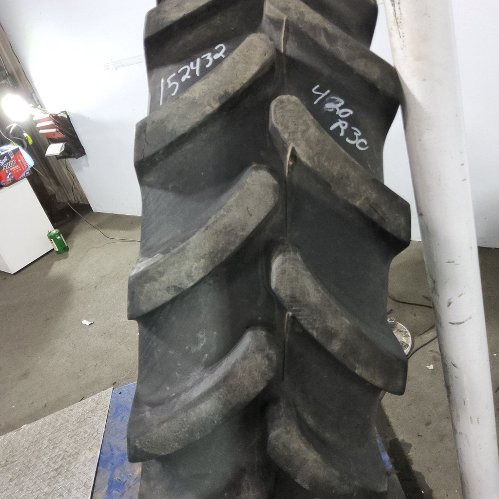 420/90R30 Firestone Maxi Traction R-1W 145D 99%