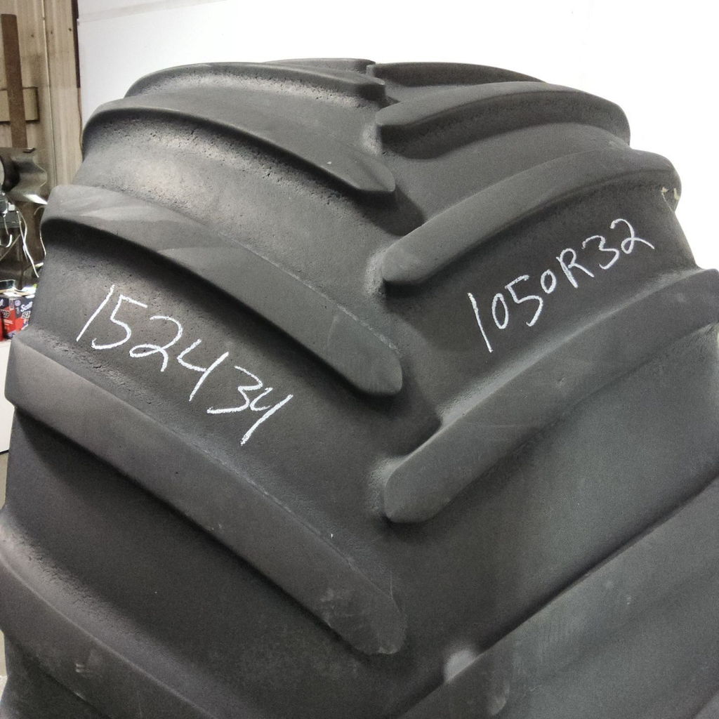 1050/50R32 Michelin MegaXBib R-1W 178A8 55%