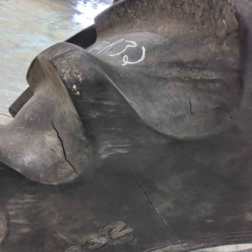 800/65R32 Goodyear Farm DT822 Radial R-1 172A8 90%