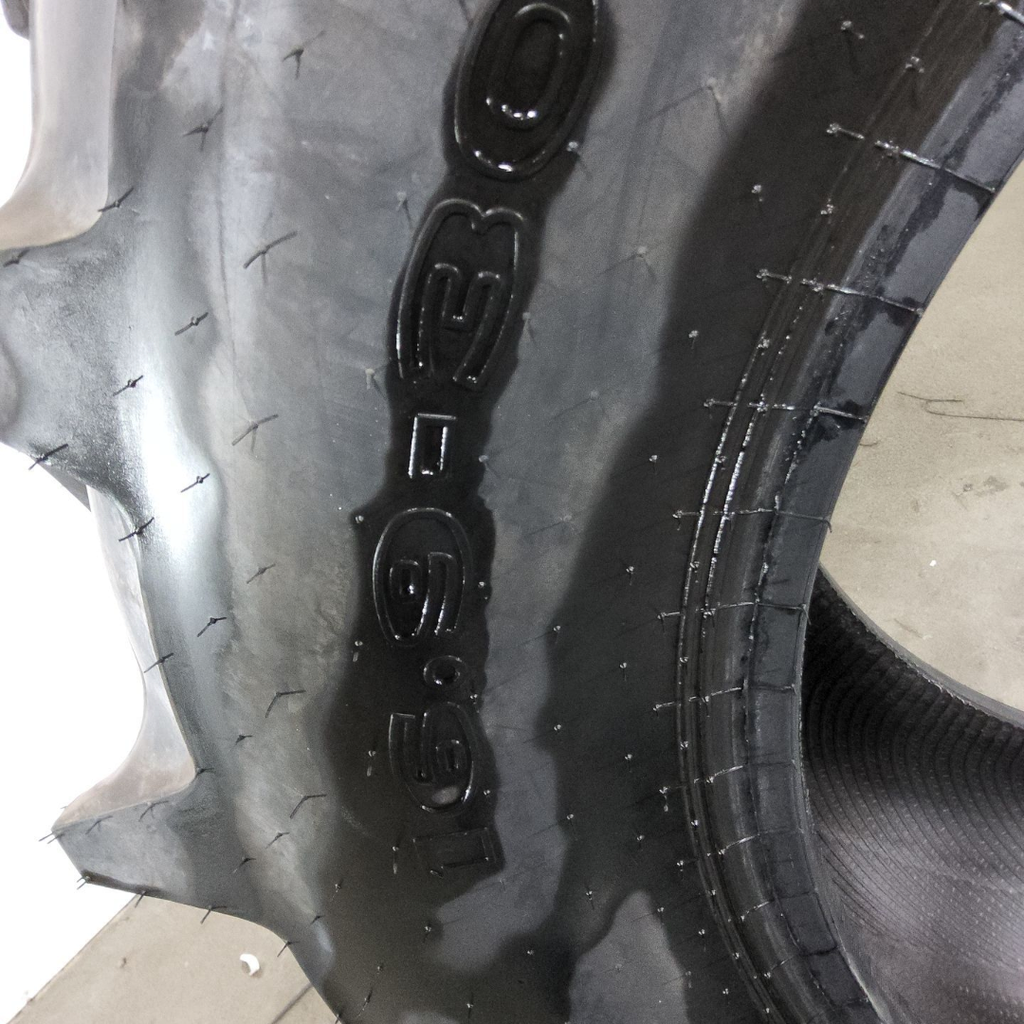 16.9-30 Galaxy Agri-Trac II R-1 D (8 Ply), 99%