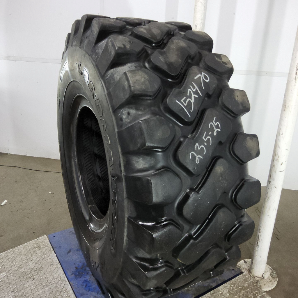 23.5-25 Solideal Loadmaster E-3/G-3/L-3 L (20 Ply), 80%