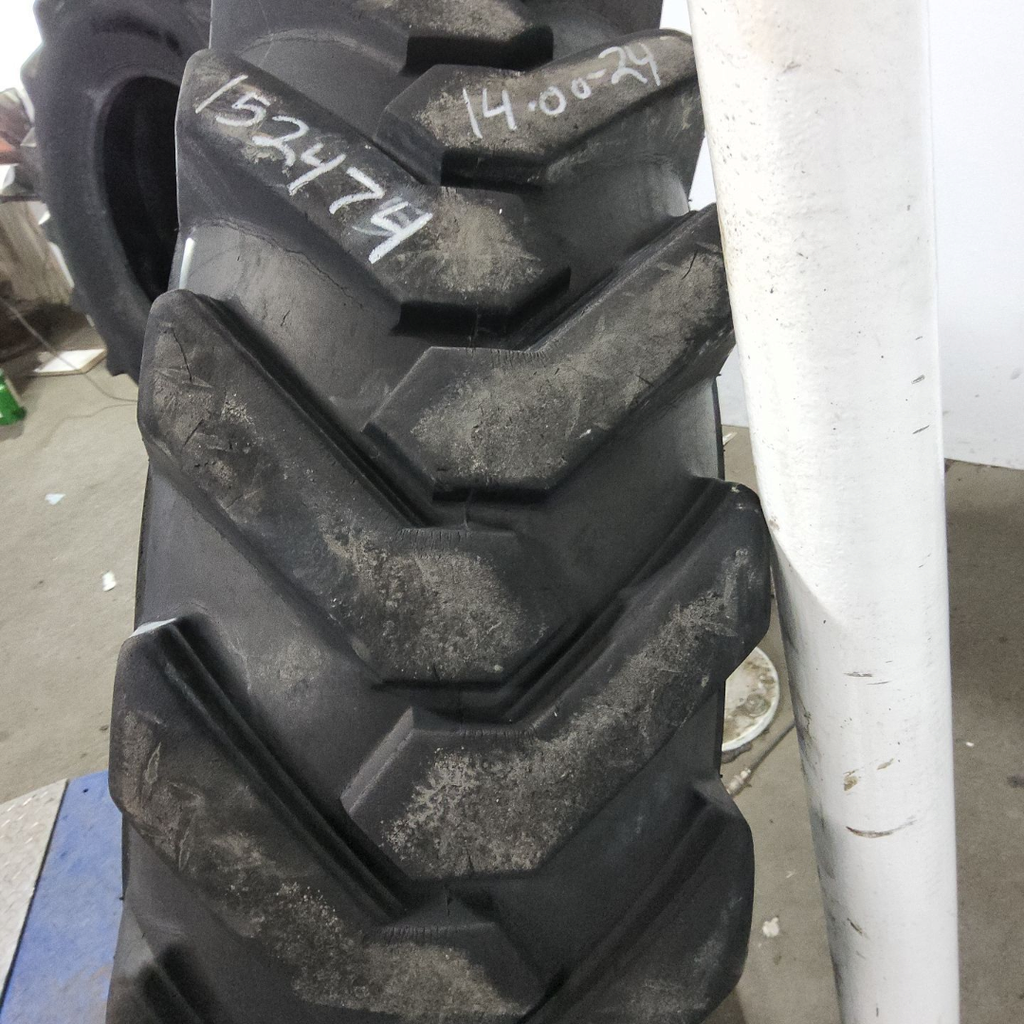 14.00-24 Solideal Grader G-2/L-2 F (12 Ply), 70%