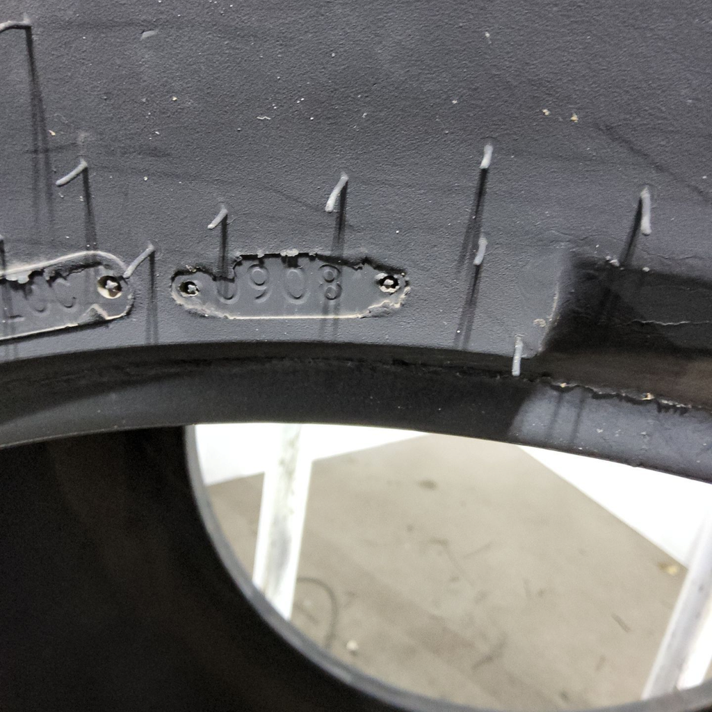 800/65R32 Goodyear Farm Super Traction Radial R-1W 172B 85%