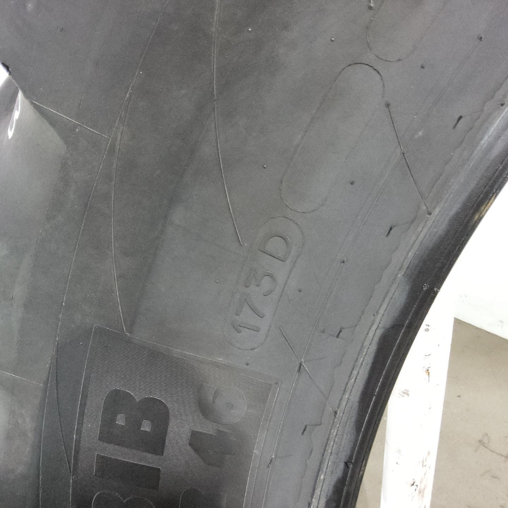 VF380/90R46 Michelin Spraybib CFO R-1S 173D 75%