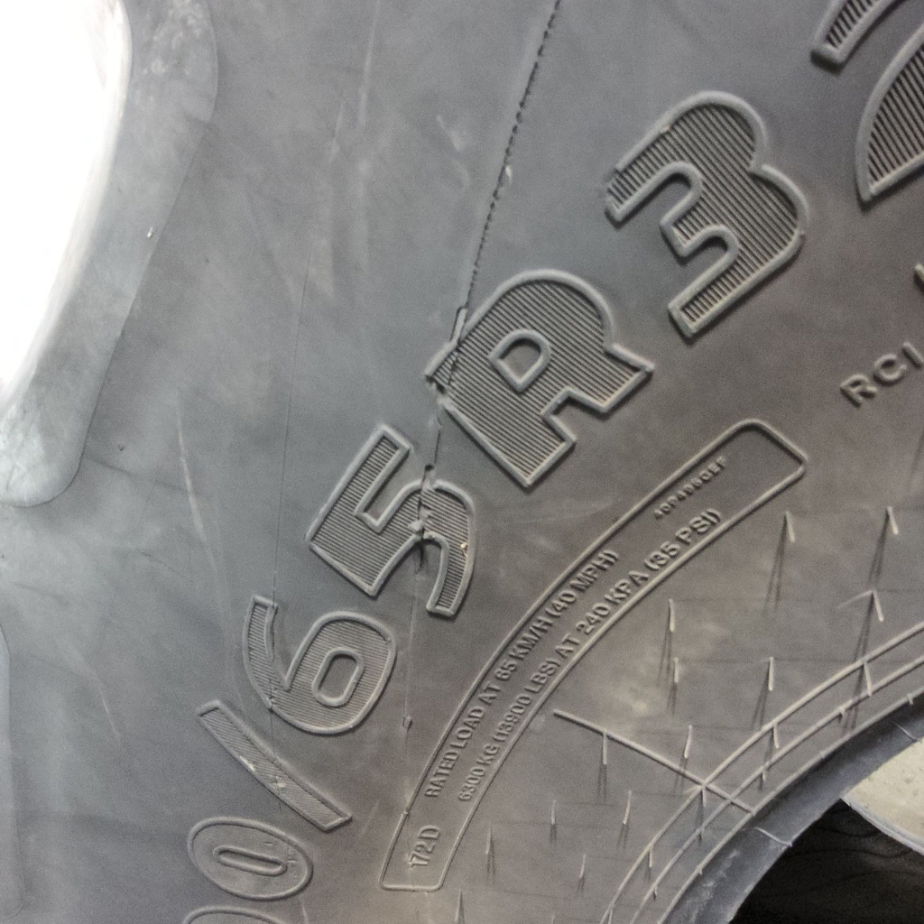 800/65R32 Goodyear Farm Optitrac R-1W 172D 75%
