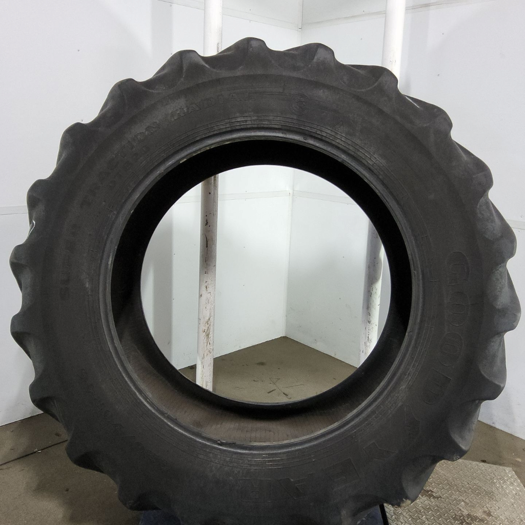 620/70R46 Goodyear Farm DT820 Super Traction R-1W 162A8 55%