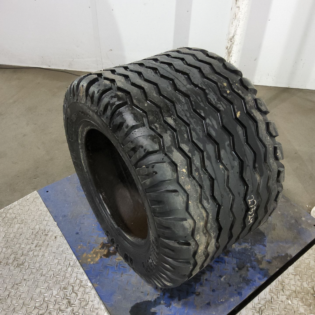 480/45-17 Trelleborg AW305 Implement I-2 146A8 99%