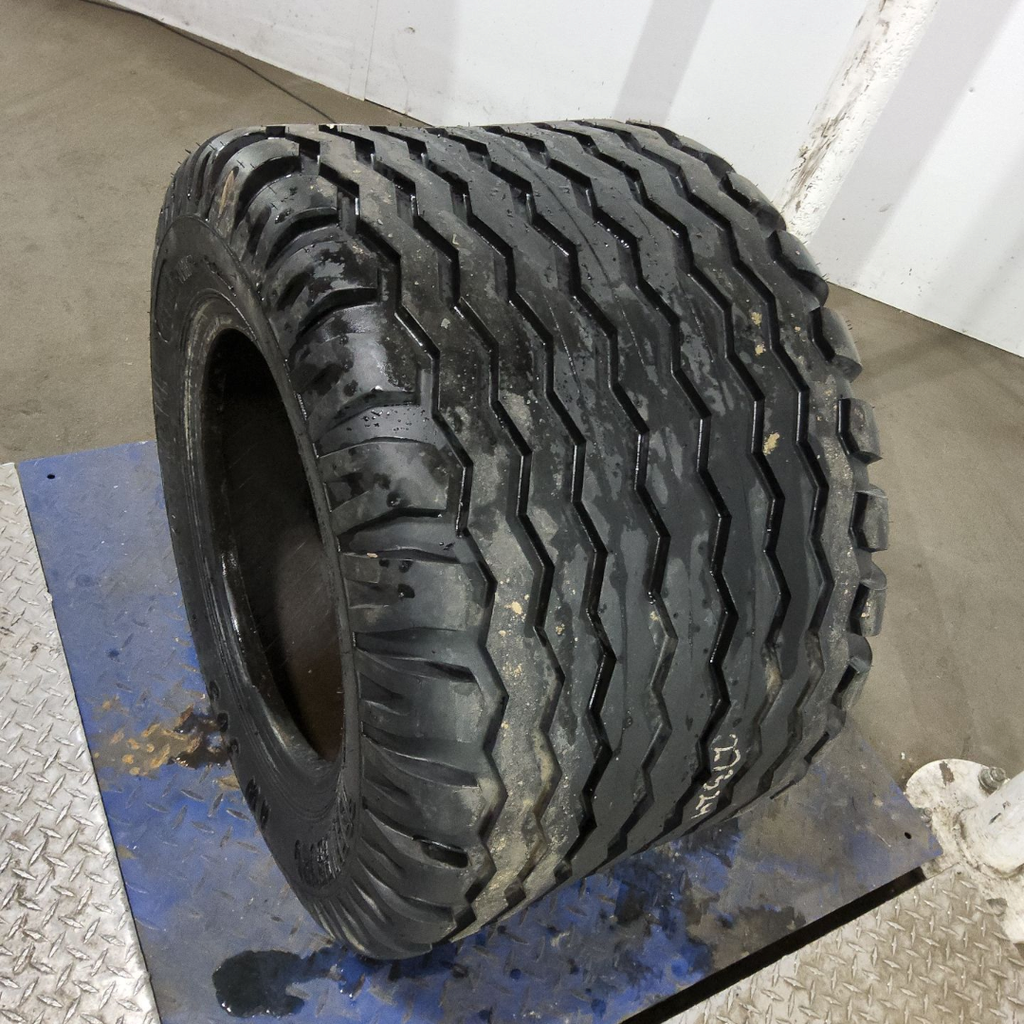 480/45-17 Trelleborg AW305 Implement I-2 146A8 99%