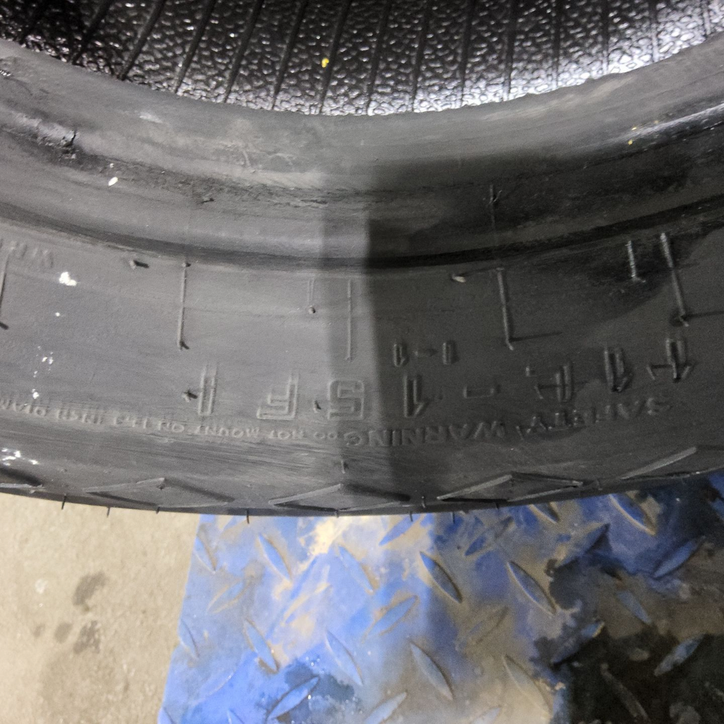11L-15FI Goodyear Farm FI Highway Service I-1 D (8 Ply), 99%