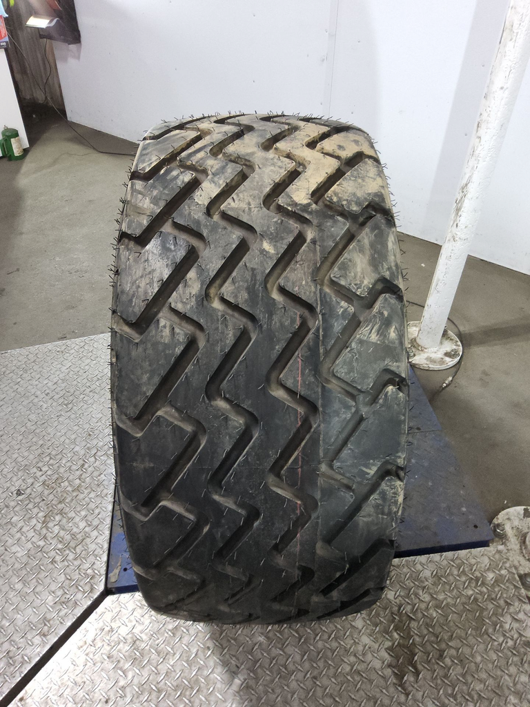 VF445/50R22.5 Alliance 381 Agriflex I-2 167D 99%