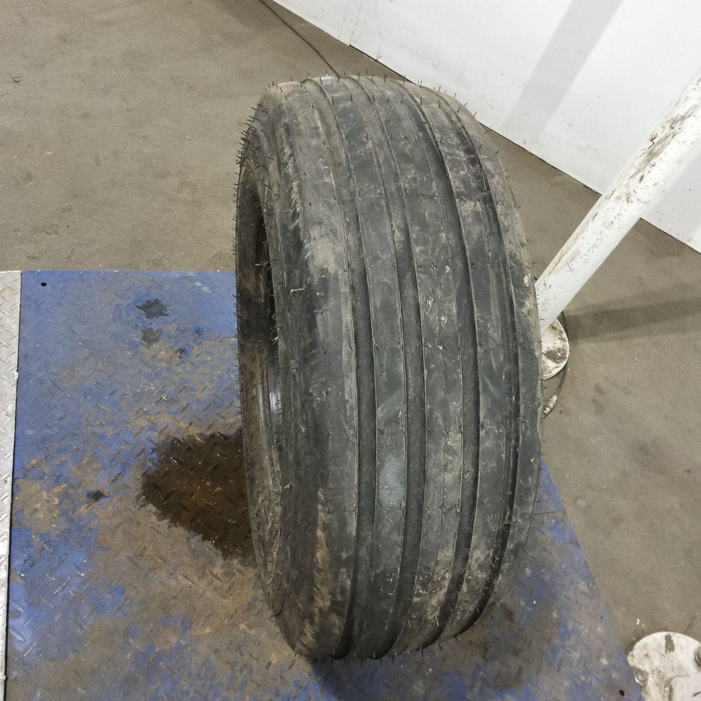 11L-15 Goodyear Farm FI Highway Service II I-1 F (12 Ply), 99%