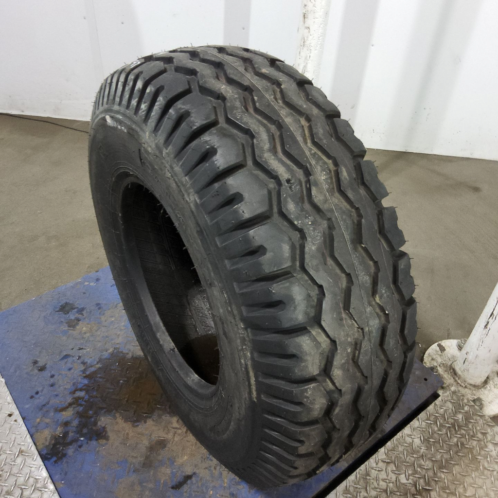 12.5/80-18 Galaxy Ag Imp I-1 F (12 Ply), 99%