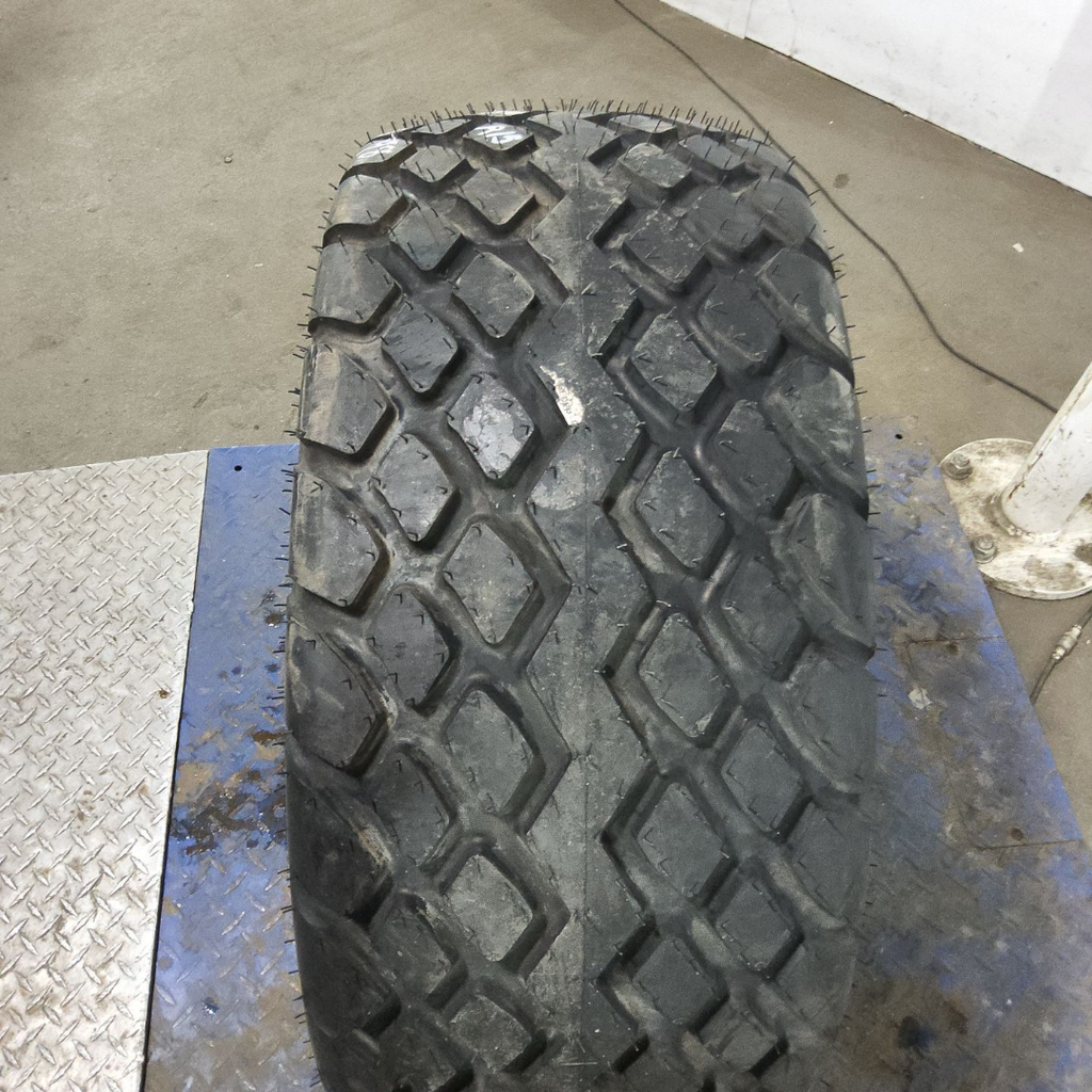 340/60R15 Alliance 352 Air Seeder R-3 124B 99%