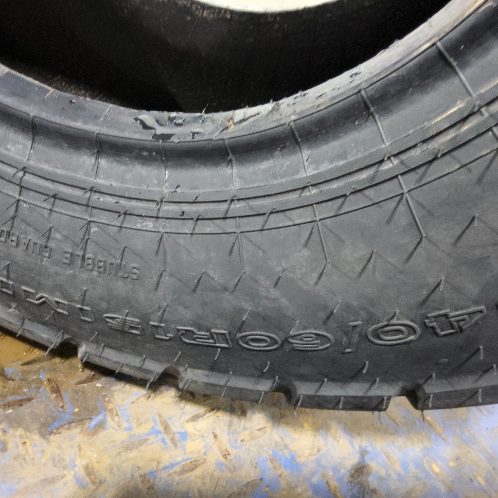 340/60R15 Alliance 352 Air Seeder R-3 124B 99%