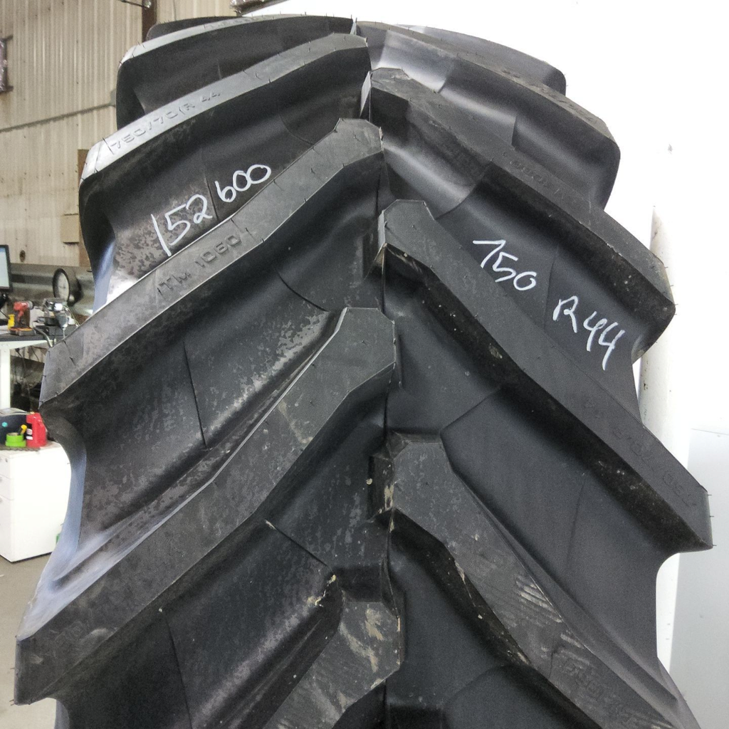 VF750/70R44 Trelleborg TM1060 R-1 183D 99%