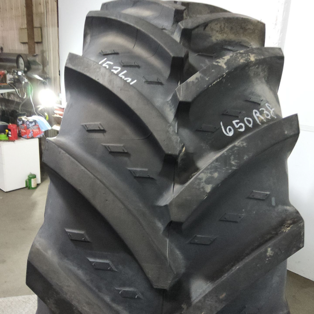 650/65R38 Kleber Super 11L R-1 157A8 85%