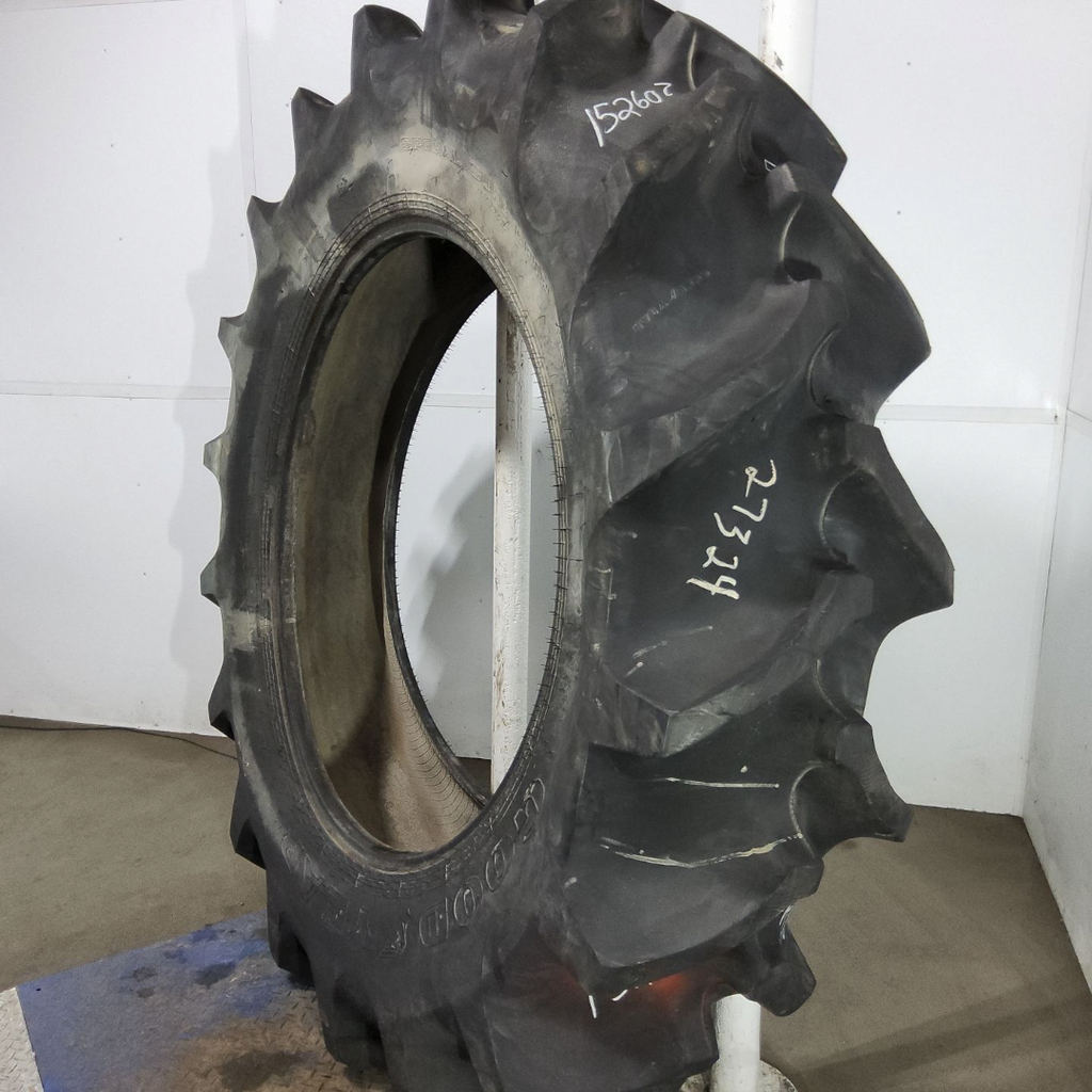 520/85R46 Goodyear Farm Special Sure Grip Radial TD8 R-2 158B 99%